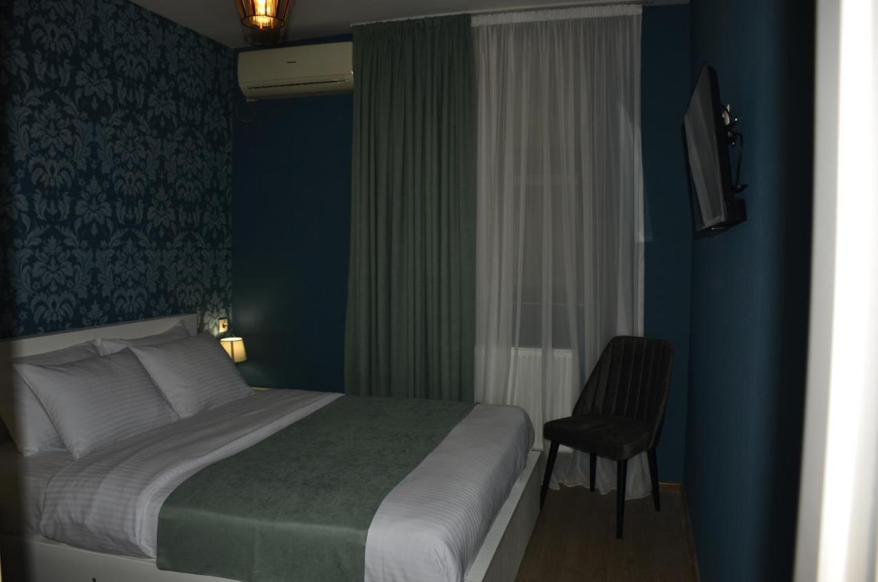 Vere Corner Hotel Тбілісі Екстер'єр фото