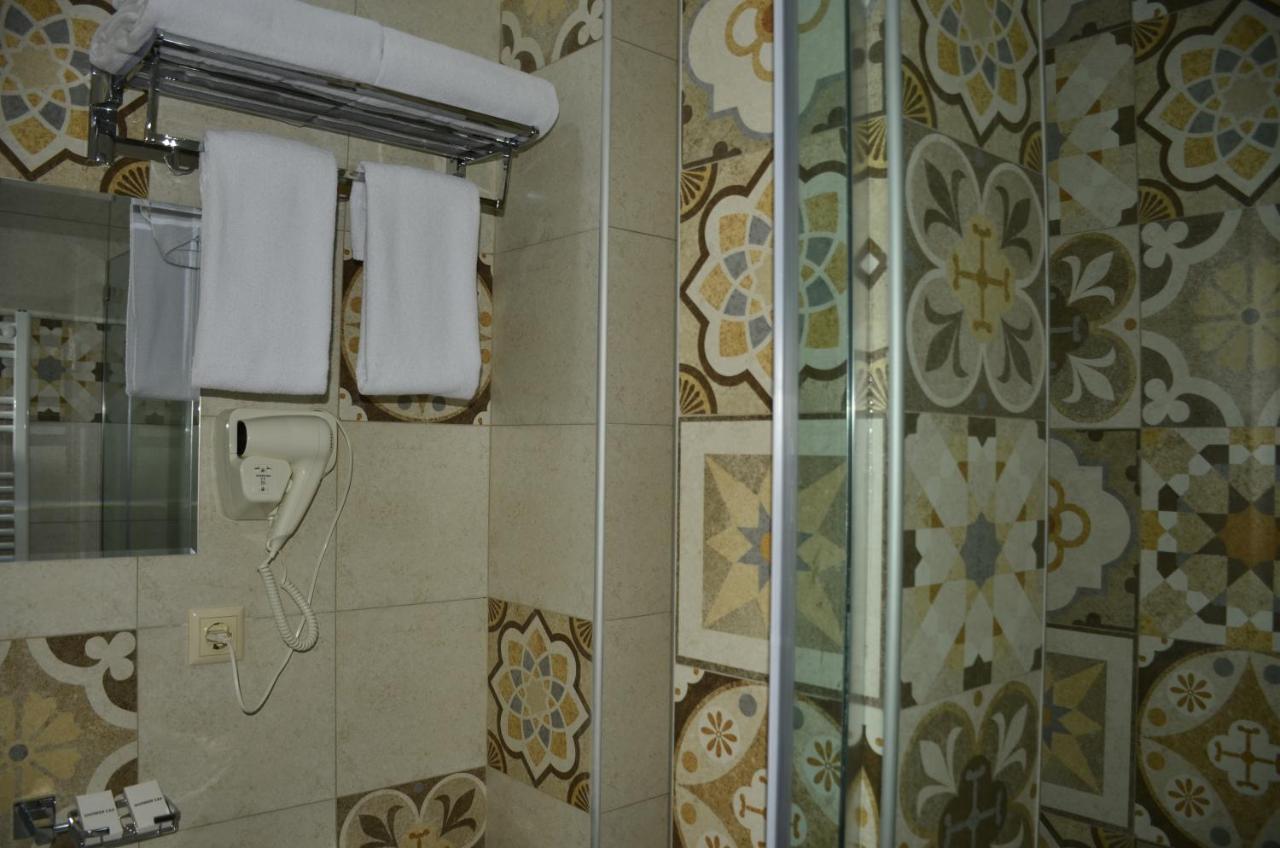 Vere Corner Hotel Тбілісі Екстер'єр фото