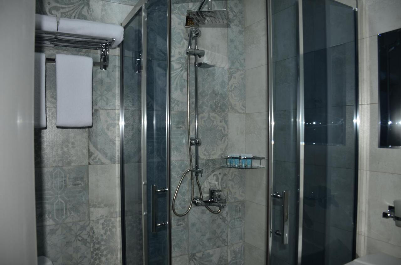 Vere Corner Hotel Тбілісі Екстер'єр фото
