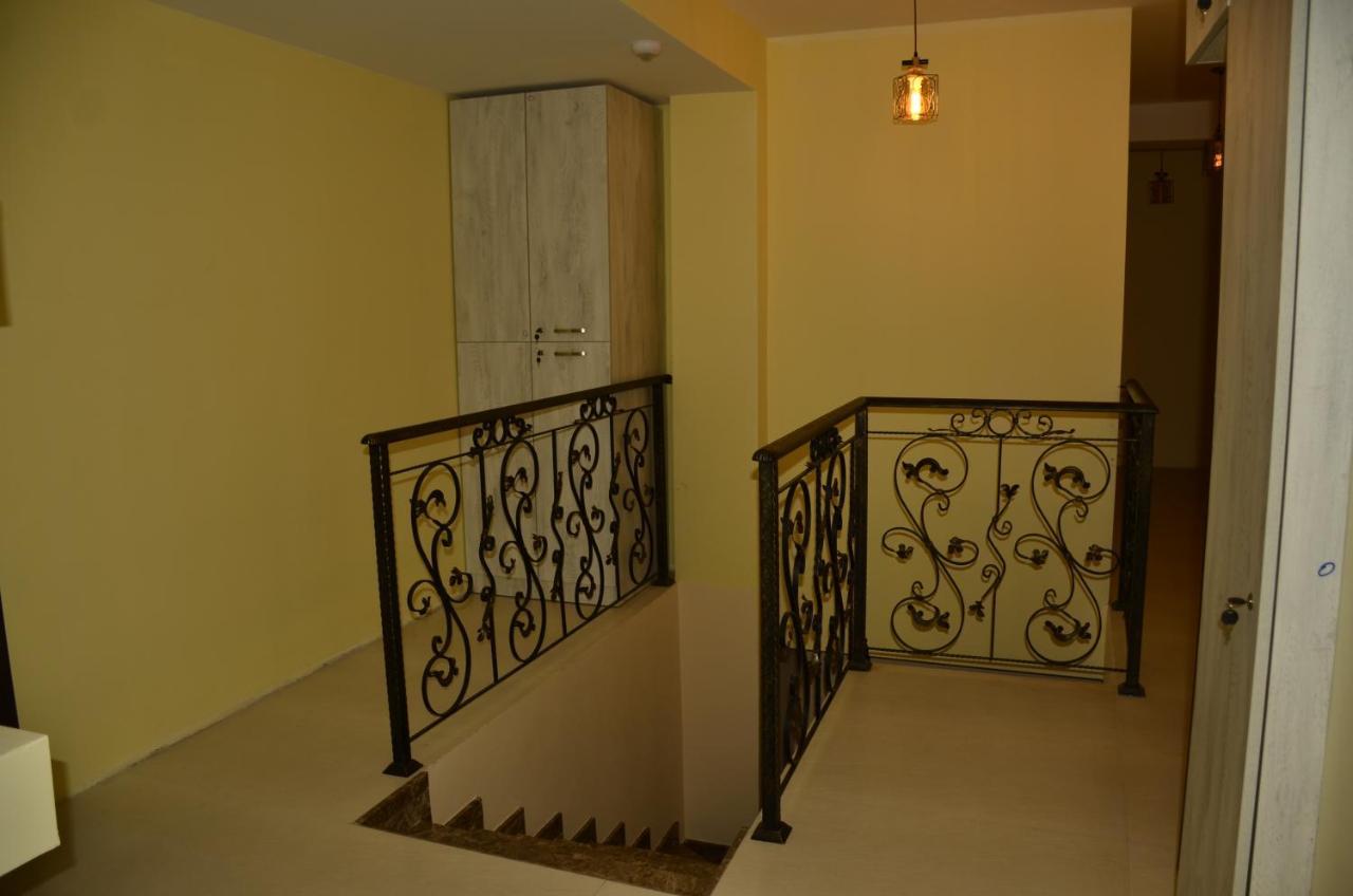 Vere Corner Hotel Тбілісі Екстер'єр фото