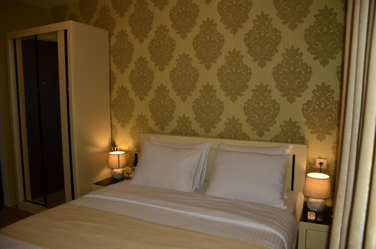 Vere Corner Hotel Тбілісі Екстер'єр фото