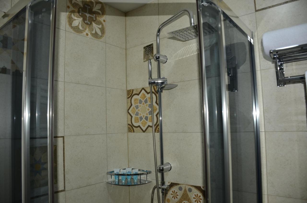 Vere Corner Hotel Тбілісі Екстер'єр фото