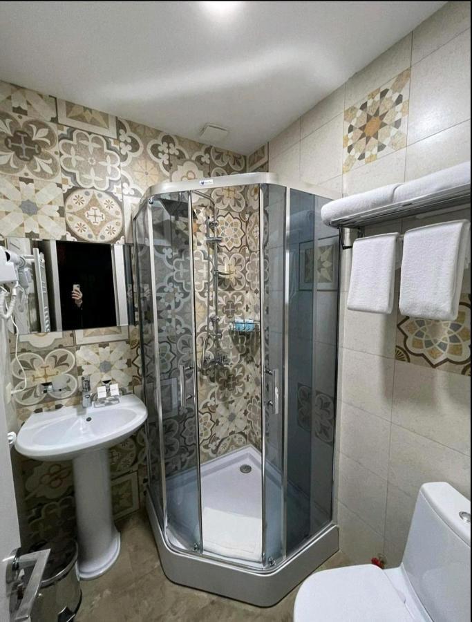 Vere Corner Hotel Тбілісі Екстер'єр фото