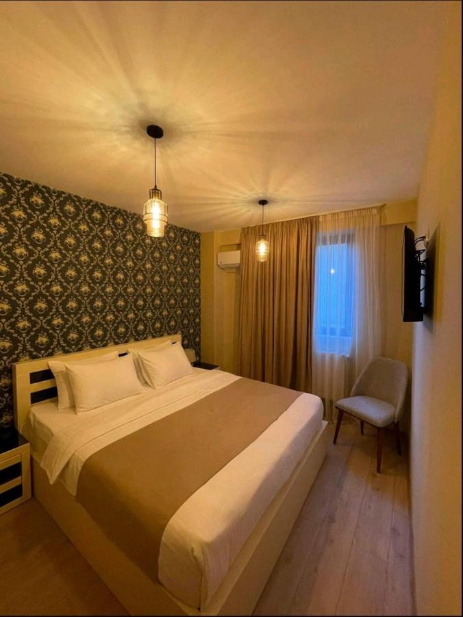 Vere Corner Hotel Тбілісі Екстер'єр фото